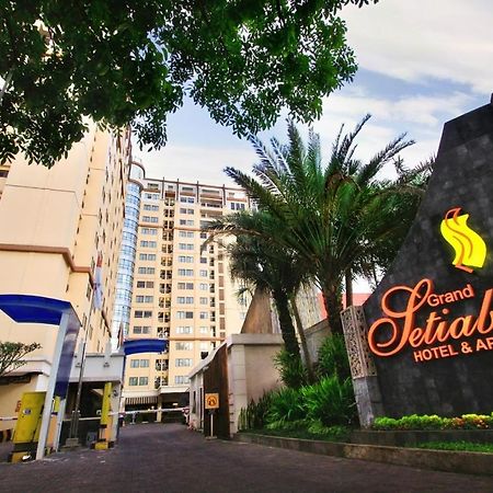 Youre At - Grand Setiabudhi Apartment Bandung Exterior photo